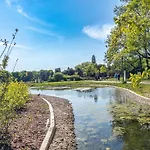 Fala 15min Metro To Pge Narodowy Self-checkin Klub Stodola Sgh Parking Parkview Fast Wifi 华沙
