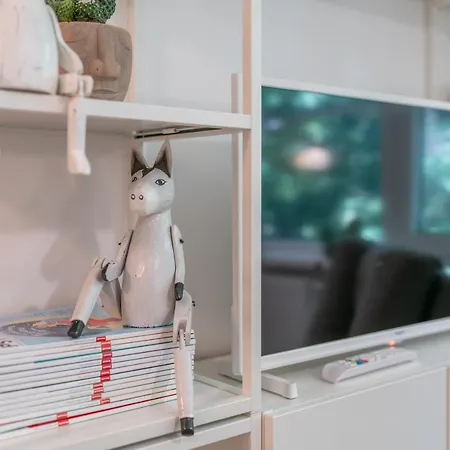 شقة Fala Metro Sgh Klub Stodola Parking Parkview Fast Wifi *