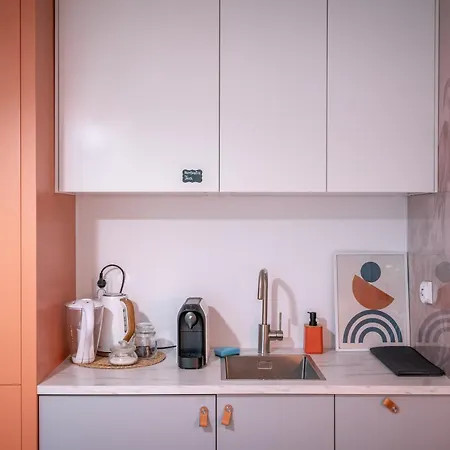Apartament Fala By Metro No-Ac Rolety Blackout A Fan Self-Checkin Parkview 30Min Metro To Narodowy Stadium Klub Stodola Sgh Public Parking Fast Wifi *