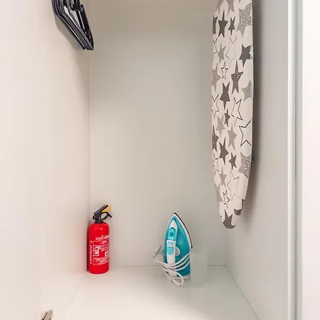 Fala Metro Sgh Klub Stodola Parking Parkview Fast Wifi