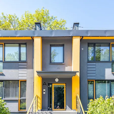 Fala Metro Sgh Klub Stodola Parking Parkview Fast Wifi شقة