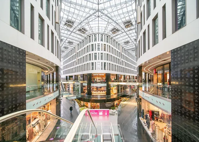 Fala Metro Sgh Klub Stodoła Parking Parkview Fast Wifi *