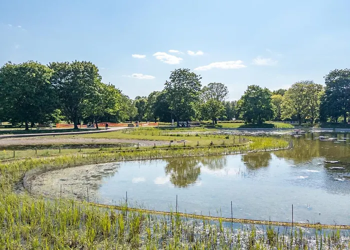 Fala Metro Sgh Klub Stodola Parking Parkview Fast Wifi 公寓