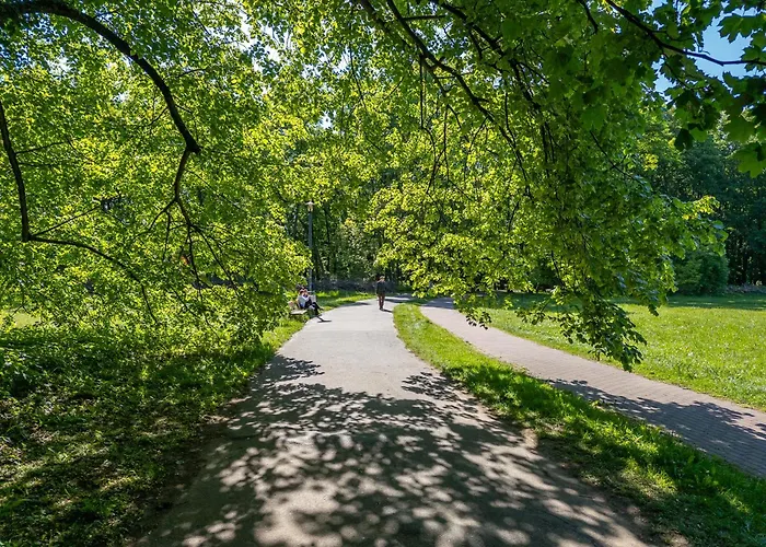 Fala Metro Sgh Klub Stodoła Parking Parkview Fast Wifi Apartament *