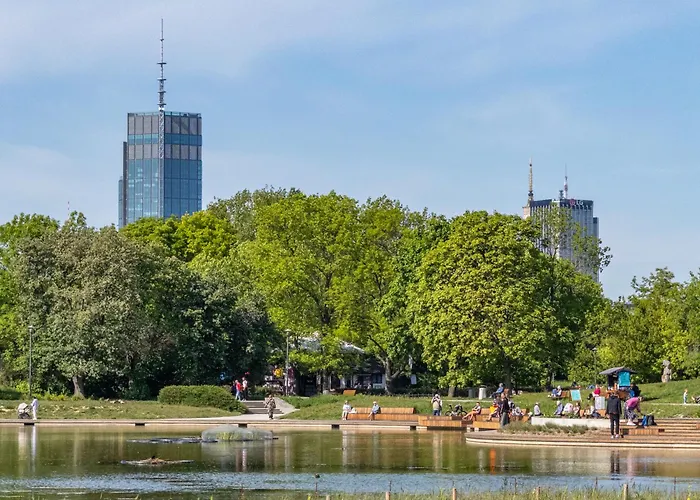 Apartament Fala Metro Sgh Klub Stodoła Parking Parkview Fast Wifi