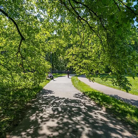 Fala Metro Sgh Klub Stodola Parking Parkview Fast Wifi Apartmán *